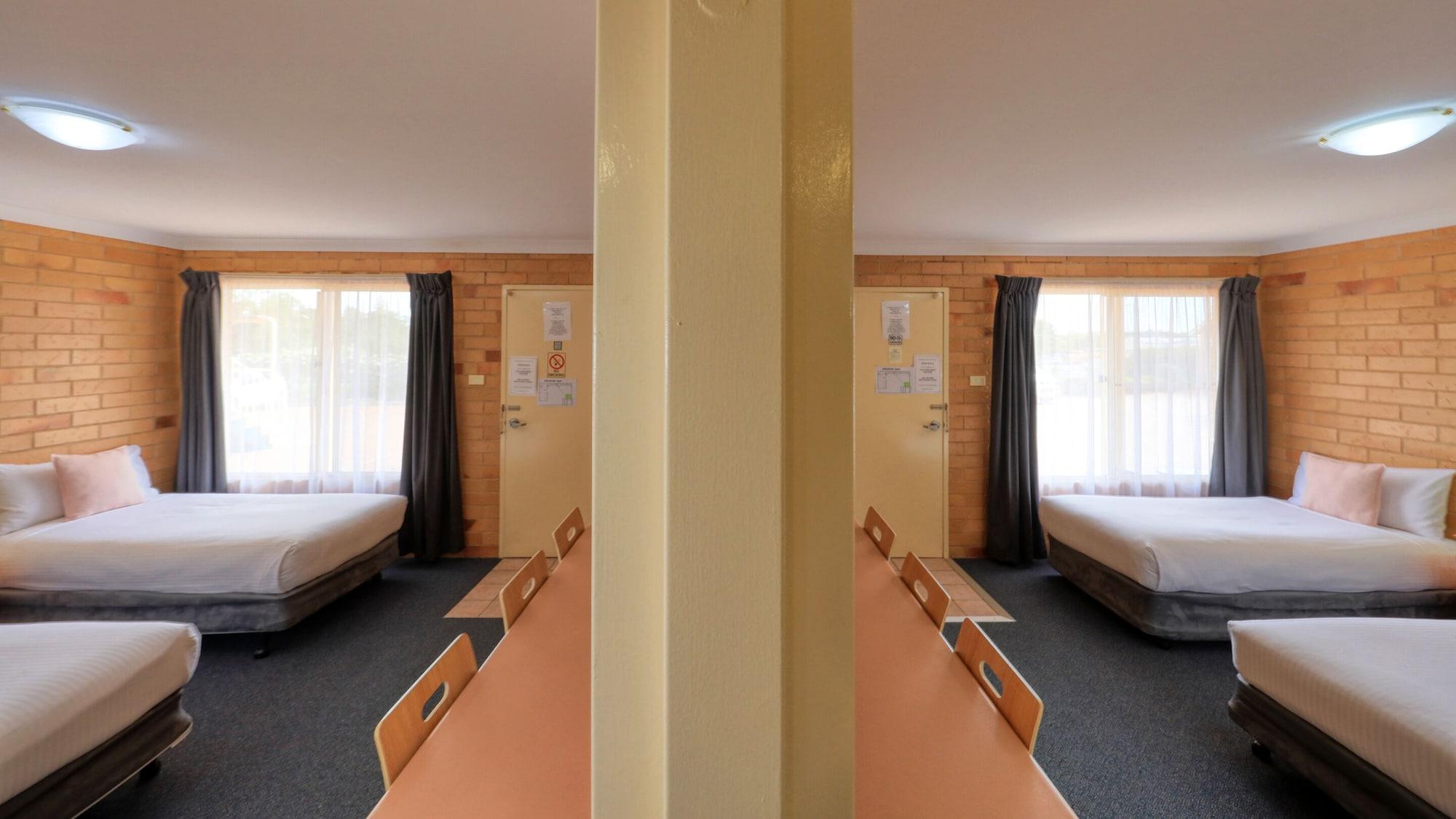 North Parkes Motel Bagian luar foto