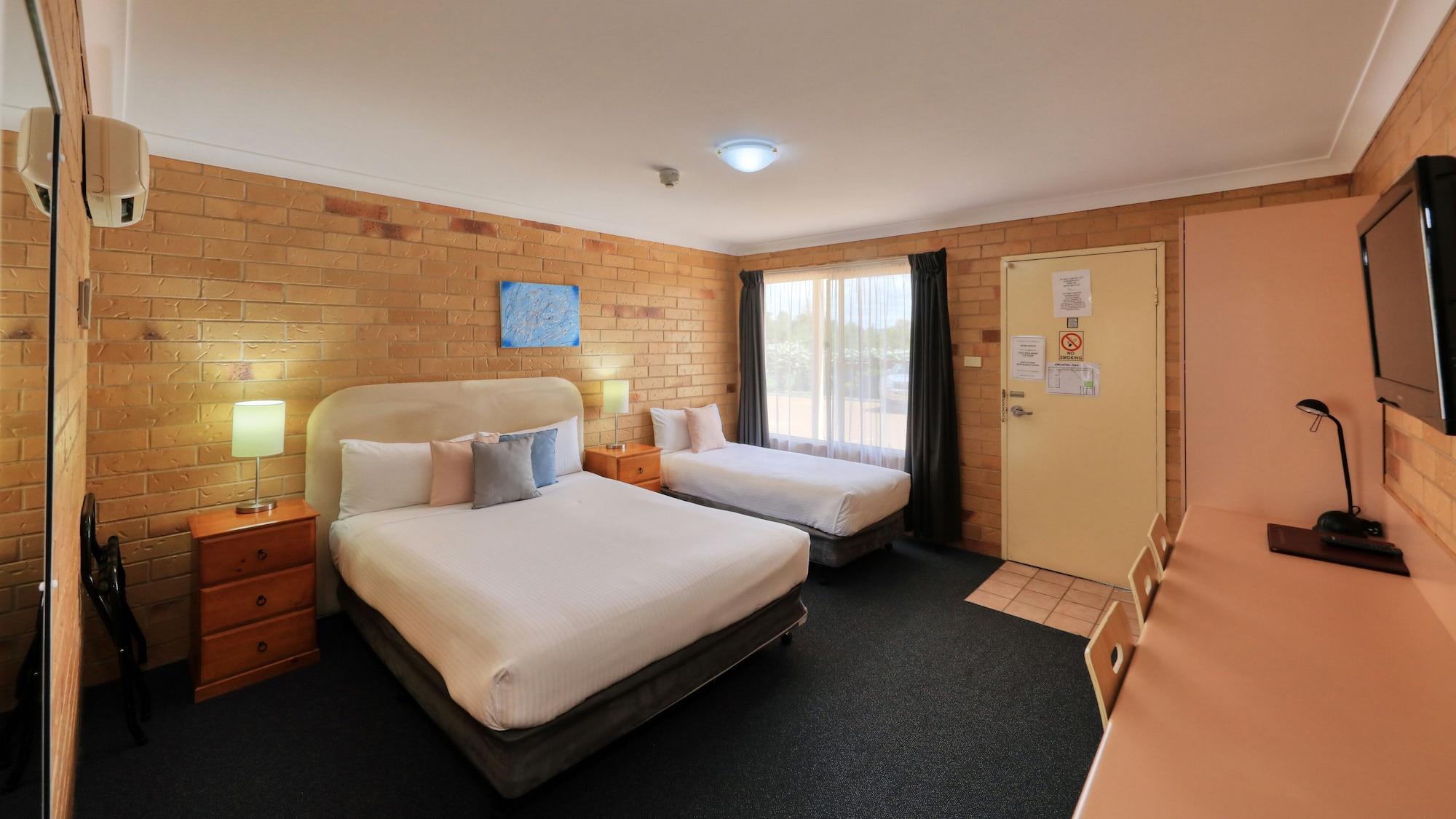 North Parkes Motel Bagian luar foto