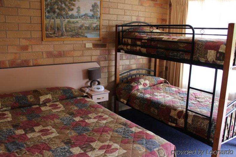 North Parkes Motel Bagian luar foto