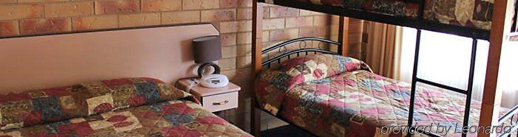 North Parkes Motel Bagian luar foto